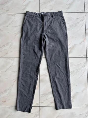 Grijze broek Bershka maat 36 (nr8149) 