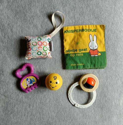 Speelgoed pakket - Divers - 5 stuks - Baby - Peuter - €2,50, Kinderen en Baby's, Speelgoed | Babyspeelgoed, Gebruikt, Rammelaar