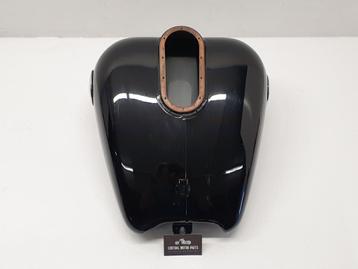 Benzine tank Touring 01-07 injectie beschikbaar voor biedingen