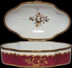 Limoges porselein doos, handbeschilderd., Antiek en Kunst, Ophalen of Verzenden