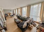Appartement à vendre à Charleroi, 3 chambres, 634 kWh/m²/jaar, 165 m², 3 kamers, Appartement