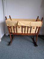 Klassieke houten wieg, Kinderen en Baby's, Babywiegjes en Ledikanten, Ophalen, Gebruikt, Wieg