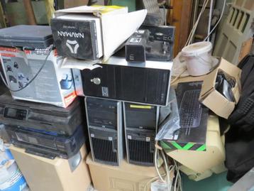 Partij computers, tv's, monitors, gps, printers enz., Enlèvement, Utilisé