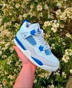 Air jordan 4 retro (GS), Vêtements | Hommes, Chaussures, Comme neuf