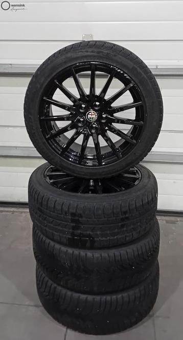 Complete winterset Alfa Romeo Giulietta 17"  (#4222)