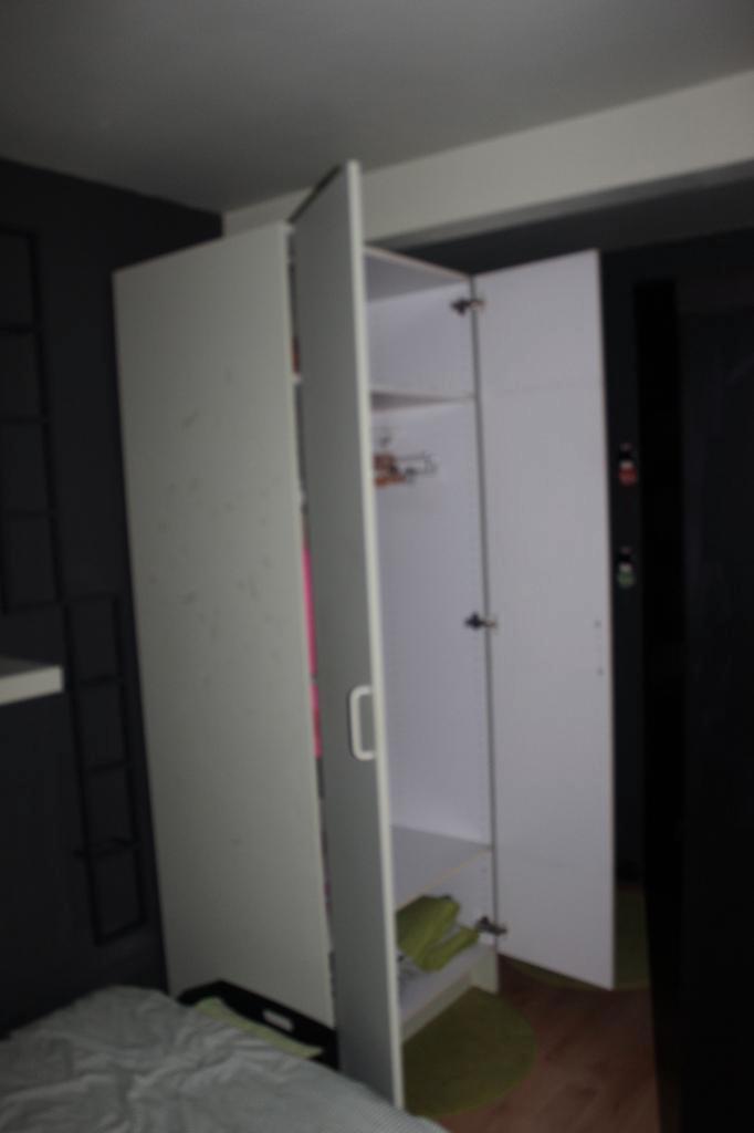 Garde-robe PAX blanche, Maison & Meubles, Armoires | Penderies & Garde-robes, Utilisé, 150 à 200 cm, 50 à 100 cm, 50 à 75 cm, Avec porte(s)