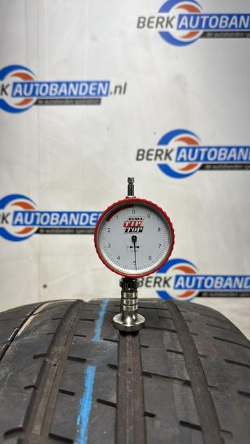 2x Pirelli P-Zero (R01) 255/40 R21 102Y 255/40/21 2554021 (P beschikbaar voor biedingen