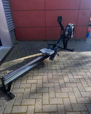 Zwarte Concept 2 Roeitrainer Model D met pm5 Scherm beschikbaar voor biedingen
