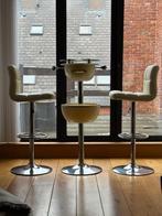 Unieke kicker/foosball bar tafel + 2 bar stoelen, Ophalen, Zo goed als nieuw, Inclusief barstoelen