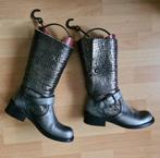 Bottes en cuir Marc Cain taille 37, Vêtements | Femmes, Chaussures, Comme neuf, Autres couleurs, Enlèvement ou Envoi, Bottes hautes