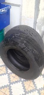 pneu uniroyal, 15 pouces, 215 mm, 4 Saisons, Véhicule utilitaire