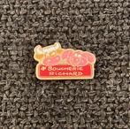 PIN - BOUCHERIE RICHARD - VACHE - COCHON, Verzenden, Gebruikt, Overige onderwerpen, Button