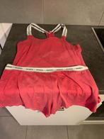 slaapsetje Guess xl, Vêtements | Femmes, Pyjamas, Guess, Enlèvement ou Envoi, Comme neuf, Taille 46/48 (XL) ou plus grande