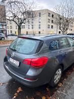 OPFL AS TRA SPORTS TOURER, Auto's, Voorwielaandrijving, Euro 5, Stof, Bluetooth