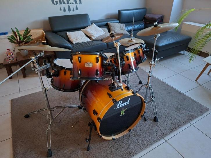 PEARL DRUM met dubbele basspedaal en Zildjian simbalen, Muziek en Instrumenten, Drumstellen en Slagwerk, Gebruikt, Pearl, Ophalen of Verzenden