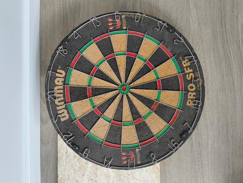 Winmau Pro SFB Dartbord ongebruikt, Sport en Fitness, Darts, Nieuw, Dartbord, Ophalen