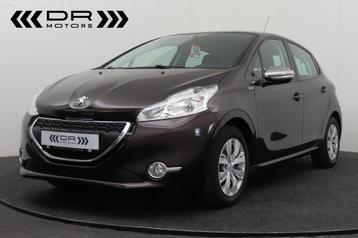 Peugeot 208 1.2  CRUISECONTROL - AIRCO - BLUETOOTH beschikbaar voor biedingen
