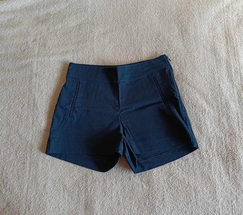 Short - Korte broek - Donkerblauw - Marine - Esmara - €3, Kleding | Dames, Broeken en Pantalons, Zo goed als nieuw, Maat 36 (S)