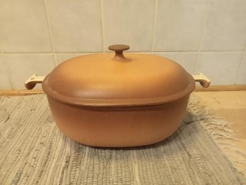 Le Creuset braadpan - ovale vorm - 32 x 26 cm -vintage 70s, Huis en Inrichting, Keuken | Potten en Pannen, Gebruikt, Gietijzer