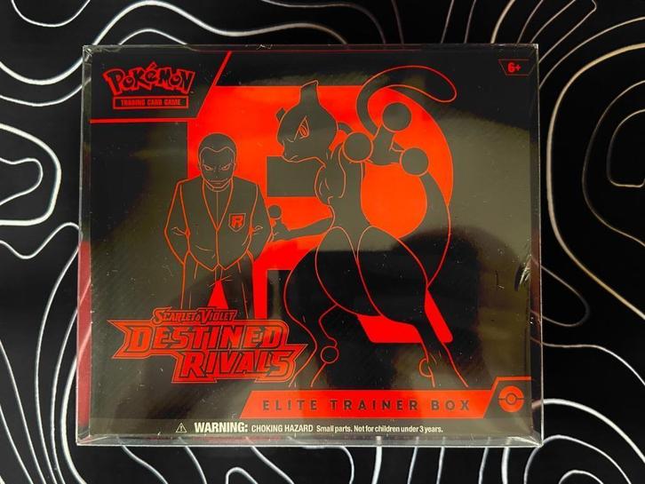 Destined Rivals Elite Trainer Box + bescherming, Hobby en Vrije tijd, Verzamelkaartspellen | Pokémon, Nieuw, Boosterbox, Foil