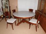 Ronde tafel van marmer en exotisch hout en 4 tulpenstoelen, Antiek en Kunst, Ophalen