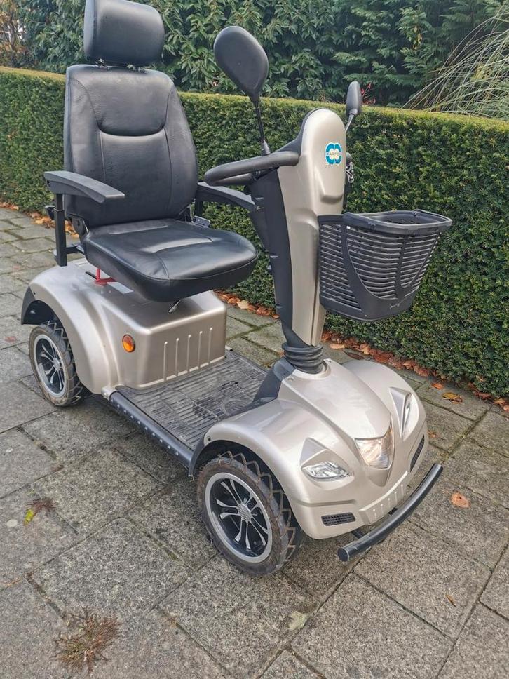 Vermeiren Carpo 2 4wiel Invalide scooter perfect staat, Diversen, Rolstoelen, Zo goed als nieuw, Ophalen of Verzenden