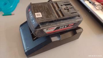 Bosch-oplader en batterijen. 36V beschikbaar voor biedingen
