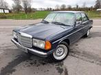 Mercedes W123 300D, 4 deurs, Achterwielaandrijving, 65 kW, Blauw