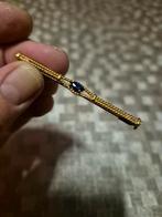Vergulde vintage filigraan broche met blauwe steen, Enlèvement ou Envoi