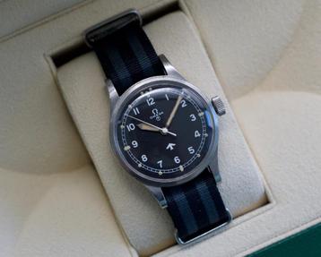 Omega - 1953 British Army Military 'Fat Arrow' (Ref.: 2777) beschikbaar voor biedingen
