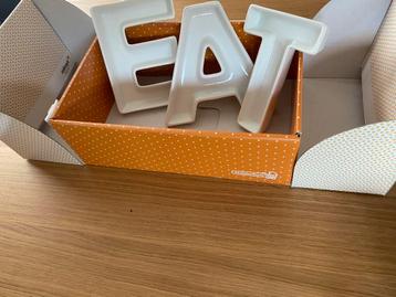 3 Aperitief “EAT” schoteltjes beschikbaar voor biedingen