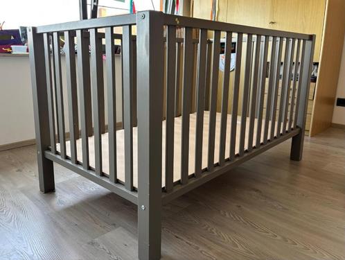 Tweelingpark Quax / kan ook als bed gebruikt worden., Kinderen en Baby's, Kinderkamer | Bedden, Gebruikt, Ophalen