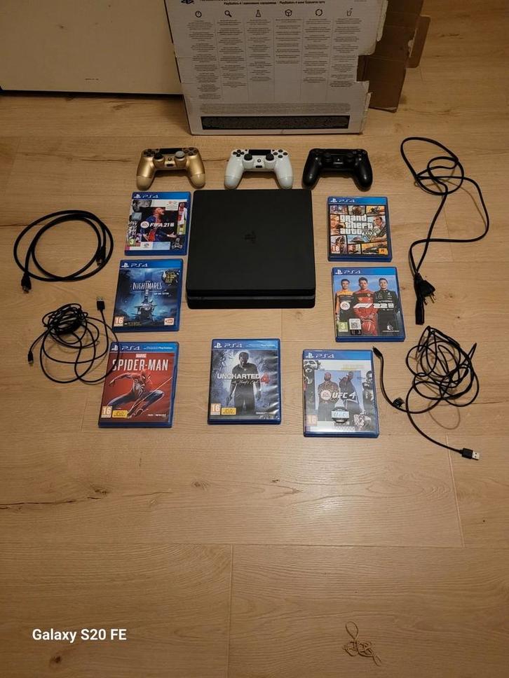 Playstation 4, Games en Spelcomputers, Spelcomputers | Sony PlayStation 4, Zo goed als nieuw, Slim, Ophalen