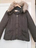 H&M, gewatteerde donkerbruine jas, heuplengte 40, Enlèvement ou Envoi