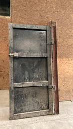 Metalen deur - houten frame, Ophalen, Gebruikt