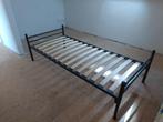 Cadre de lit sommier 90*200 et matelas Latoflex, Ophalen, Gebruikt