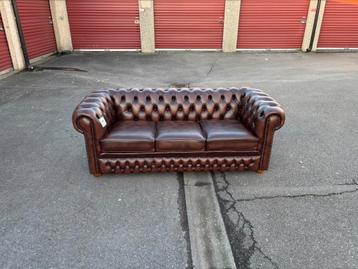Canapé Chesterfield fait en Angleterre  beschikbaar voor biedingen