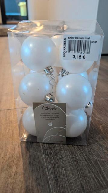 Kerstballen 13 stuks plastic  beschikbaar voor biedingen