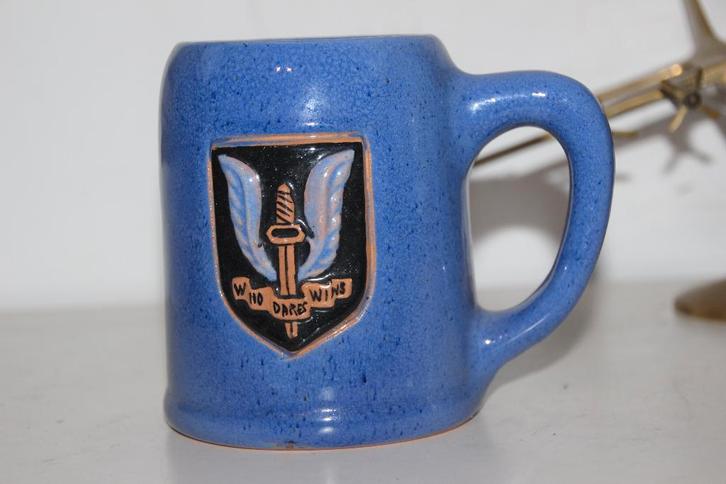 ABL Chope de cantine en gré du "1 Para", Collections, Objets militaires | Général, Armée de terre, Envoi