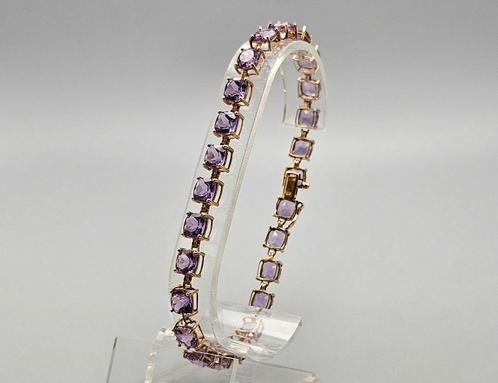 Gouden Vintage armband met edelstenen amethist. 2025/360., Handtassen en Accessoires, Armbanden, Zo goed als nieuw, Goud, Paars