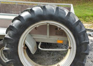 Pneu tracteur 11.2 x 28 beschikbaar voor biedingen