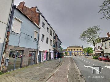 Commercieel te koop in Leopoldsburg, 2 slpks beschikbaar voor biedingen