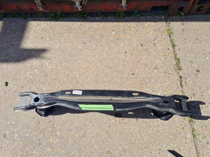 Bumperframe achter van een BMW 3-Serie, Auto-onderdelen, Ophanging en Onderstel, BMW, Gebruikt, 3 maanden garantie