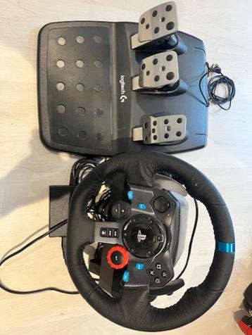 Logitech G29 Driving Force Racing Wheel + pedalen beschikbaar voor biedingen