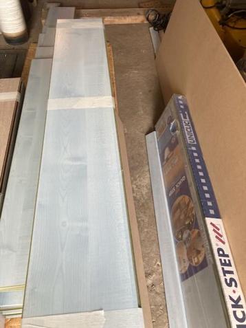 Quickstep Click Laminaat blauw beschikbaar voor biedingen