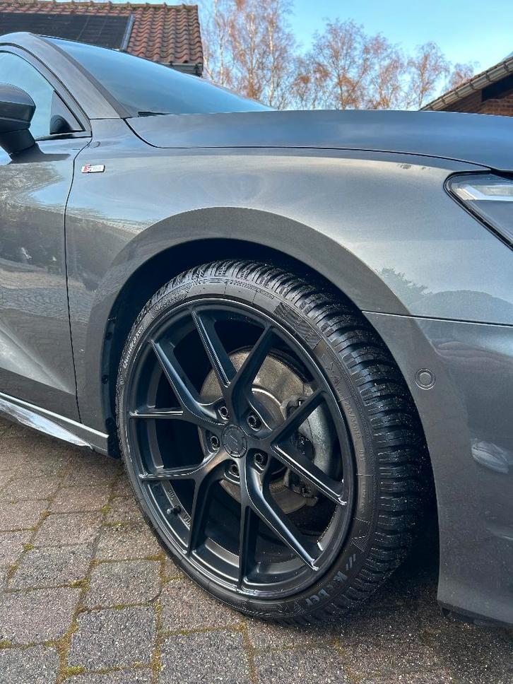 Audi A3 sedan S line, Autos, Audi, Particulier, A3, ABS, Caméra de recul, Phares directionnels, Alarme, Cruise Control, Jantes en alliage léger