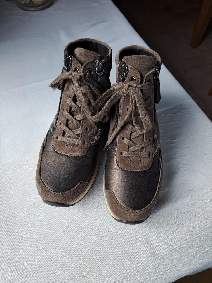 Gabor enkellaarsjes - ZGAN !!, Kleding | Dames, Schoenen, Zo goed als nieuw, Lage of Enkellaarzen, Bruin, Ophalen of Verzenden