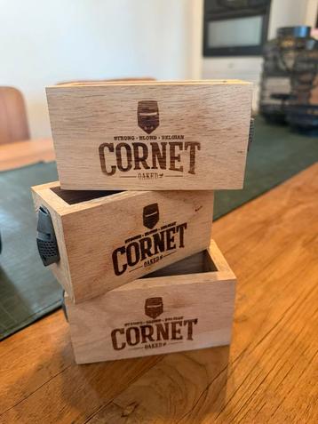 Cornet bierkaarthouders beschikbaar voor biedingen