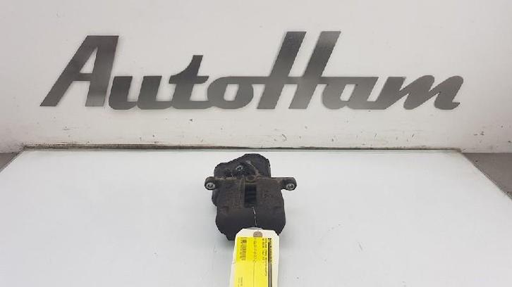 REMKLAUW RECHTS ACHTER Volkswagen Passat Variant (365), Auto-onderdelen, Remmen en Aandrijving, Volkswagen, Gebruikt