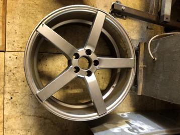 20 inch velgen 5X114,3  beschikbaar voor biedingen